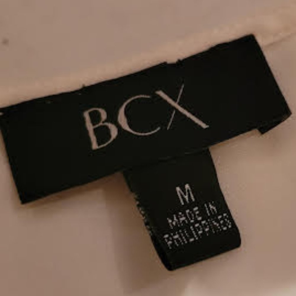 BCX white sleeveless top with front inner tank & detachable necklace - Sz Medium - Picture 8 of 10